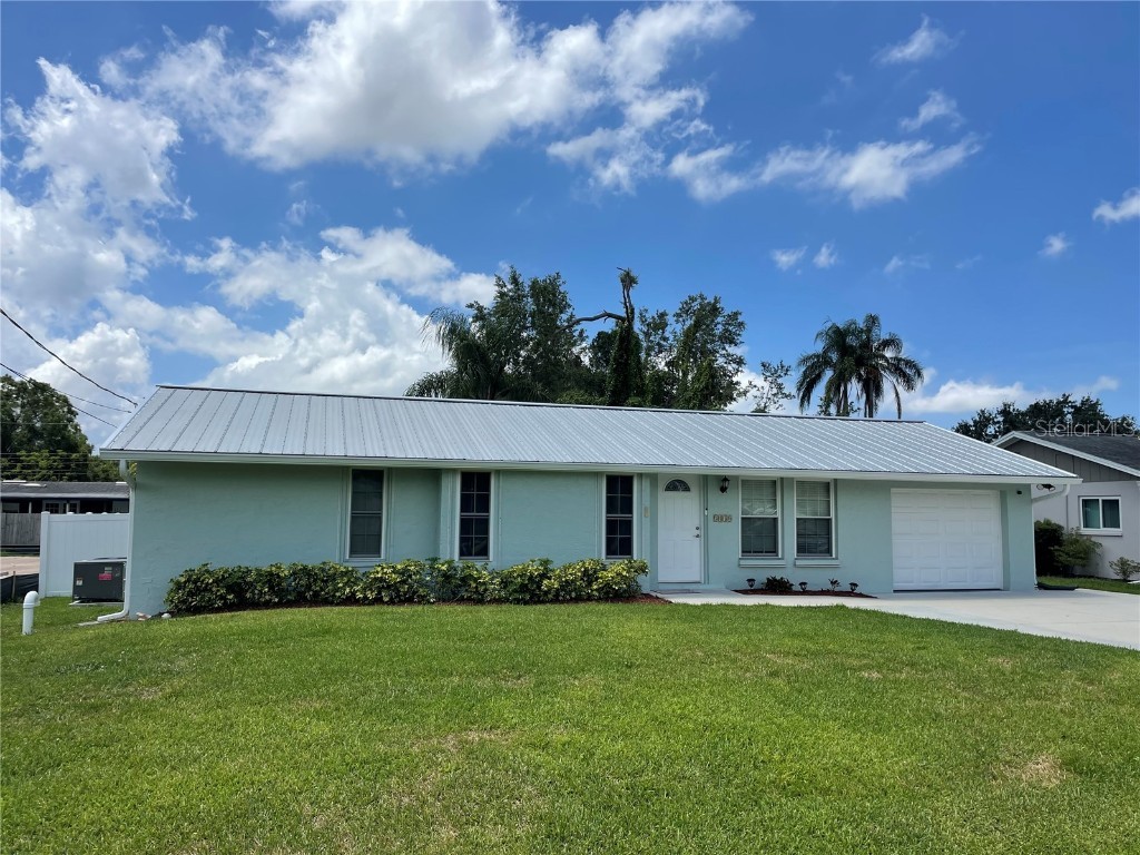 3410 Bay Street Sarasota FL 34237 A4572444 image1