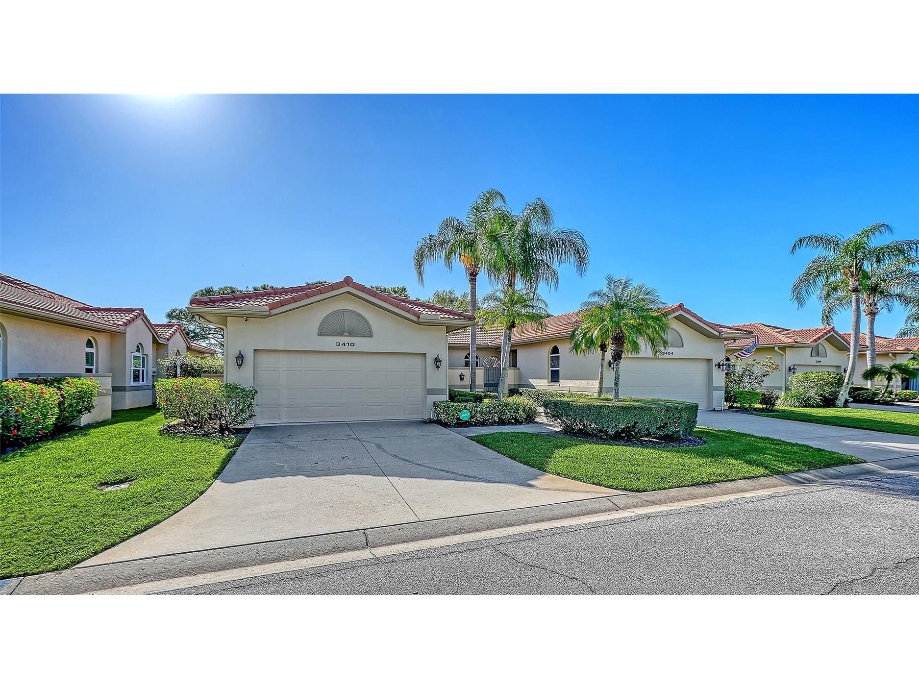 3410 Chelmsford Court #3 Sarasota FL 34235 A4686671 image1