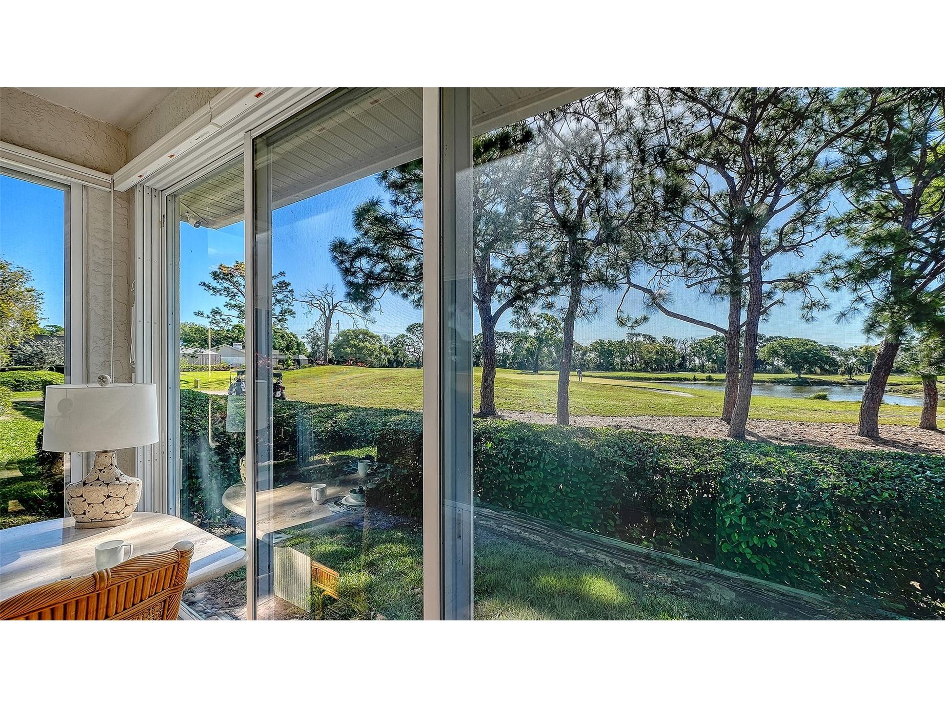 3410 Chelmsford Court #3 Sarasota FL 34235 A4686671 image15
