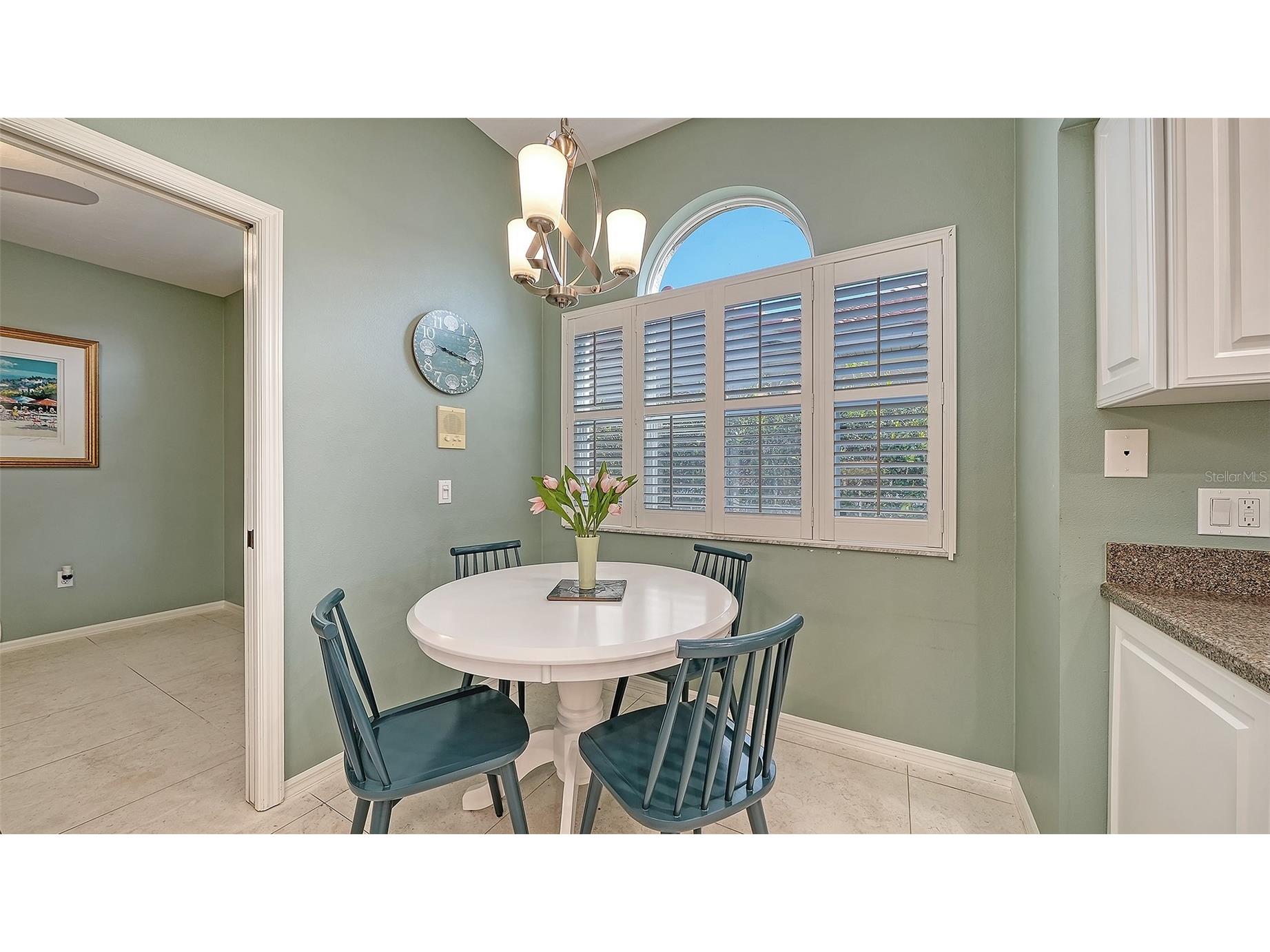 3410 Chelmsford Court #3 Sarasota FL 34235 A4686671 image23