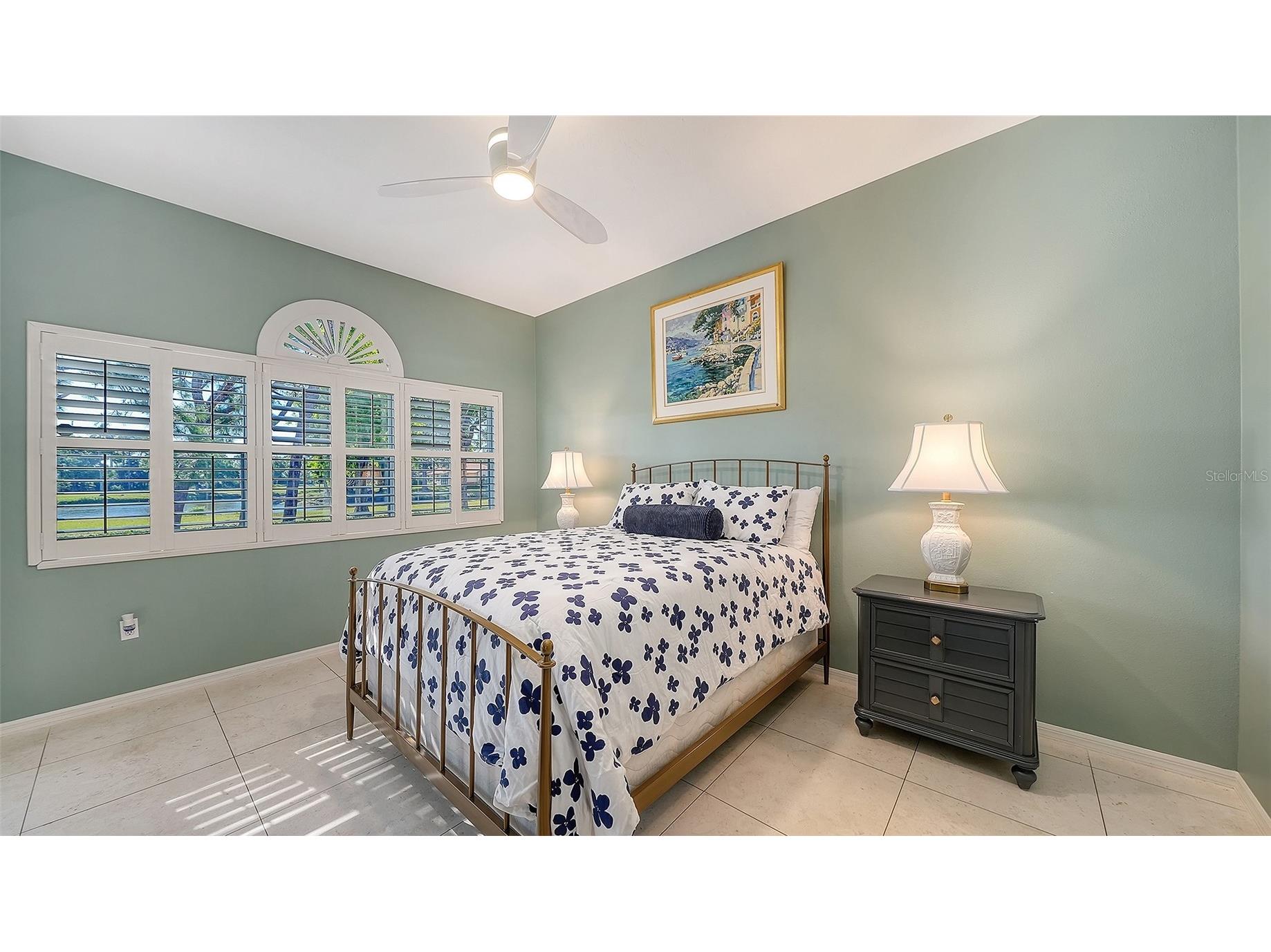 3410 Chelmsford Court #3 Sarasota FL 34235 A4686671 image30