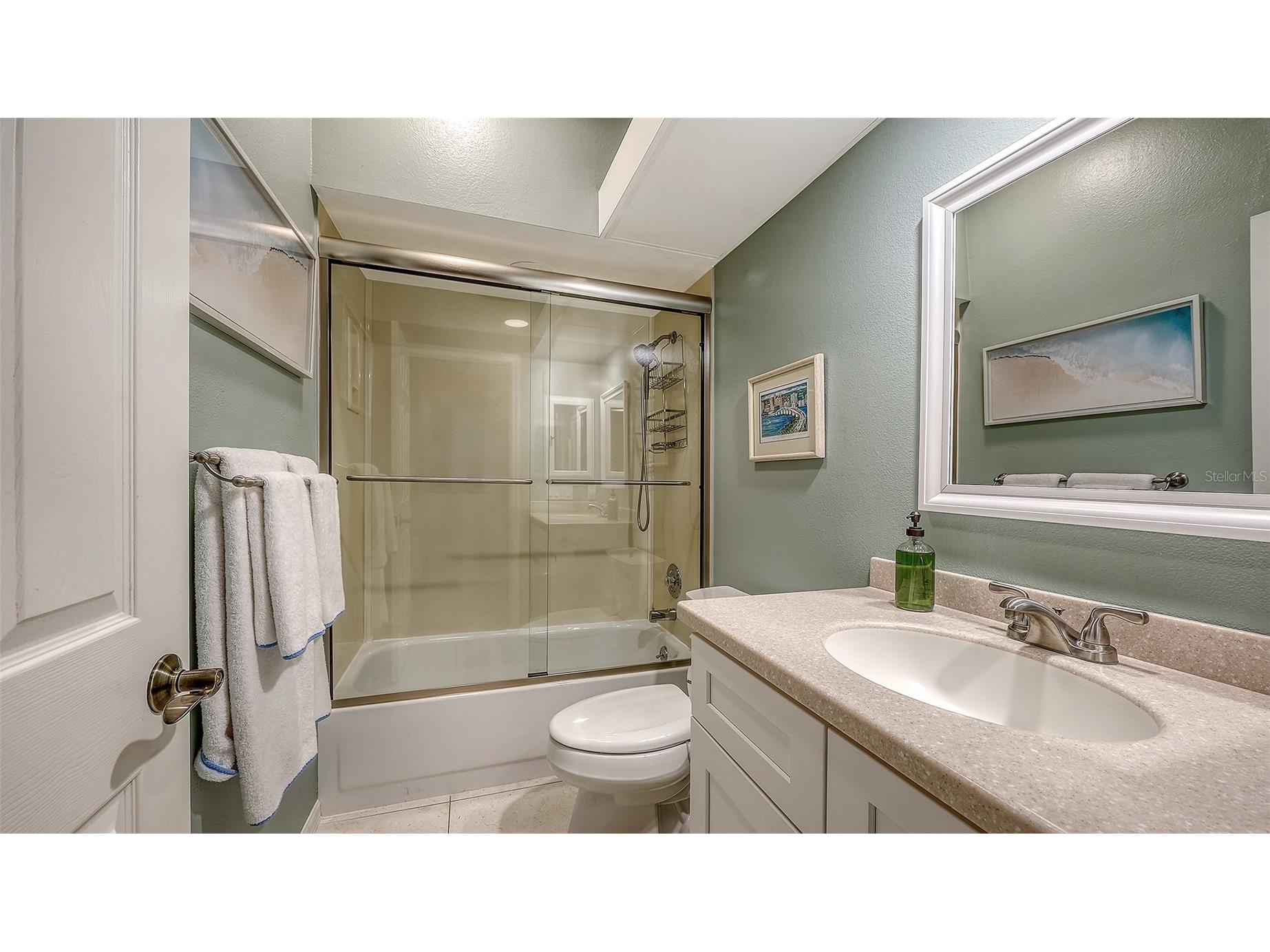 3410 Chelmsford Court #3 Sarasota FL 34235 A4686671 image39