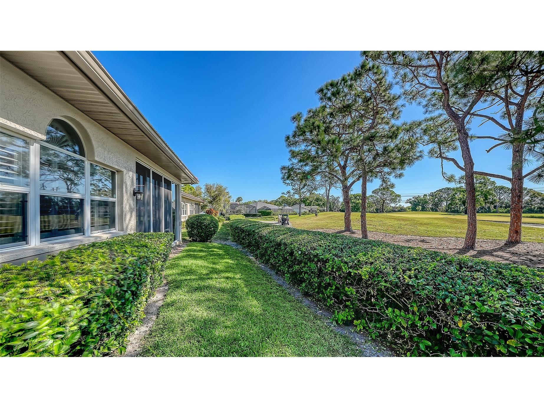 3410 Chelmsford Court #3 Sarasota FL 34235 A4686671 image44