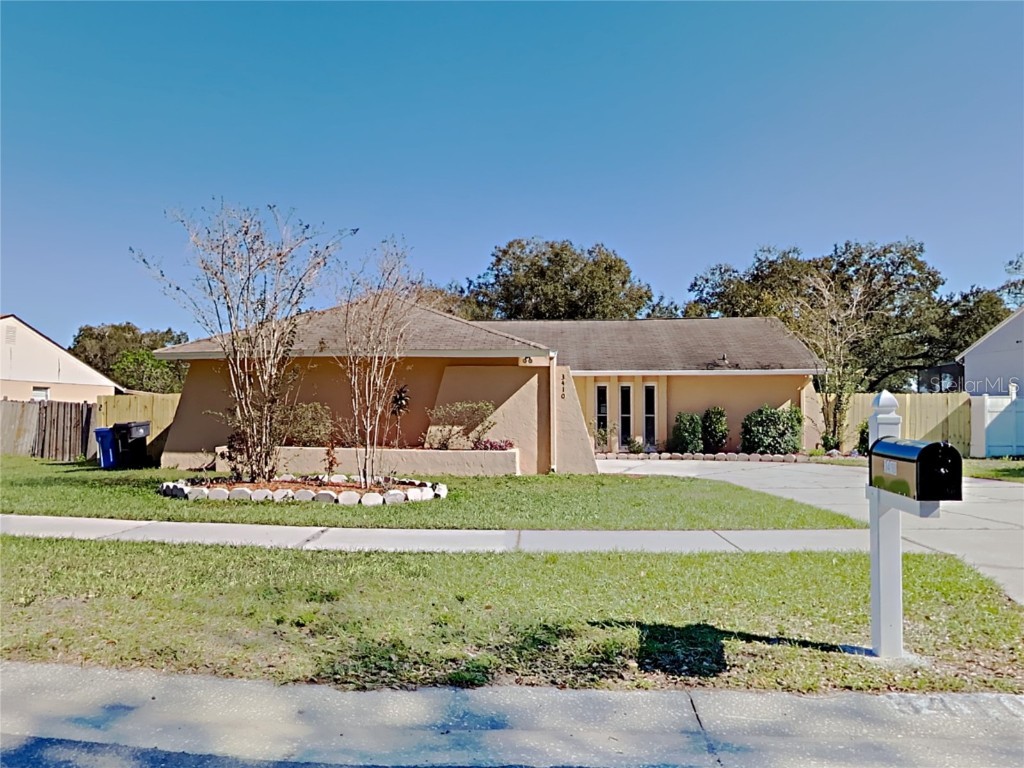 3410 King Richard Court Seffner FL 33584 C7515366 image1