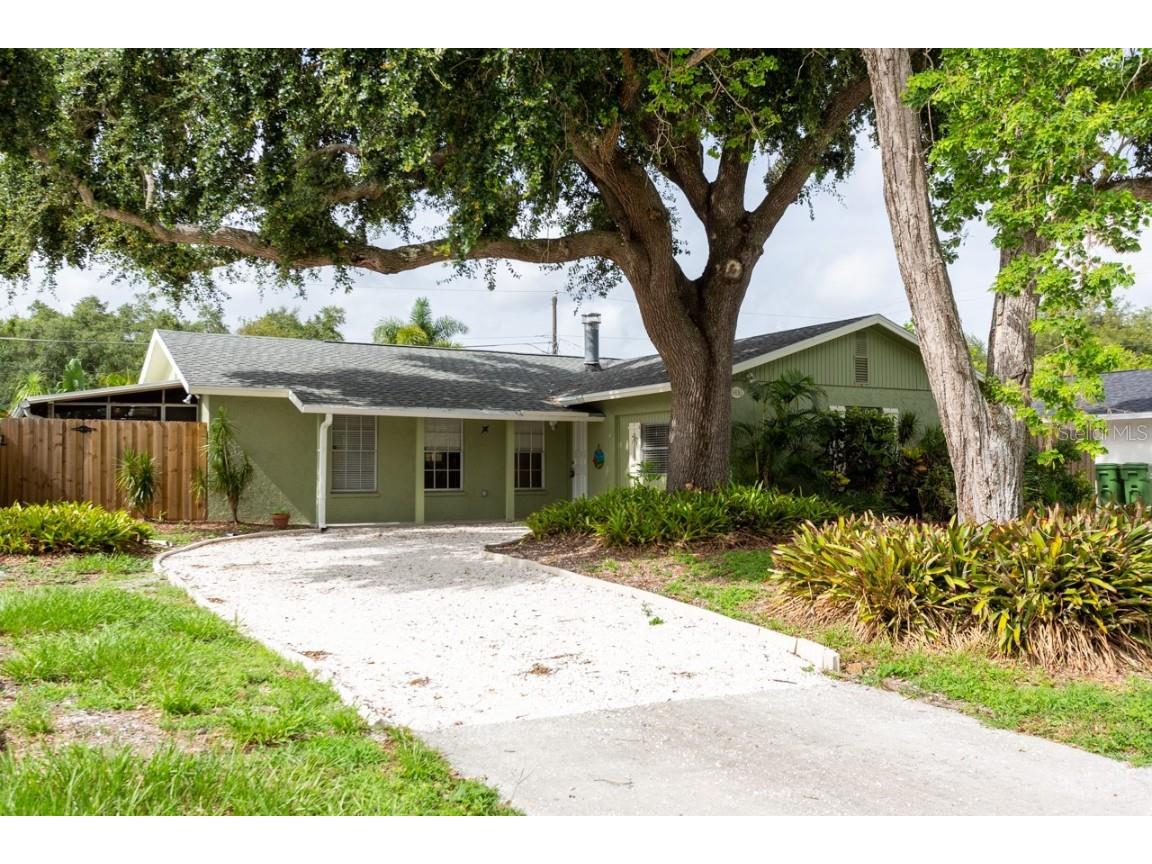 3410 Melody Lane Sarasota FL 34237 A4616267 image1