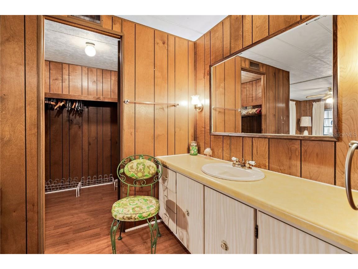 3410 Spanish Oak Terrace Sarasota FL 34237 A4622186 image29