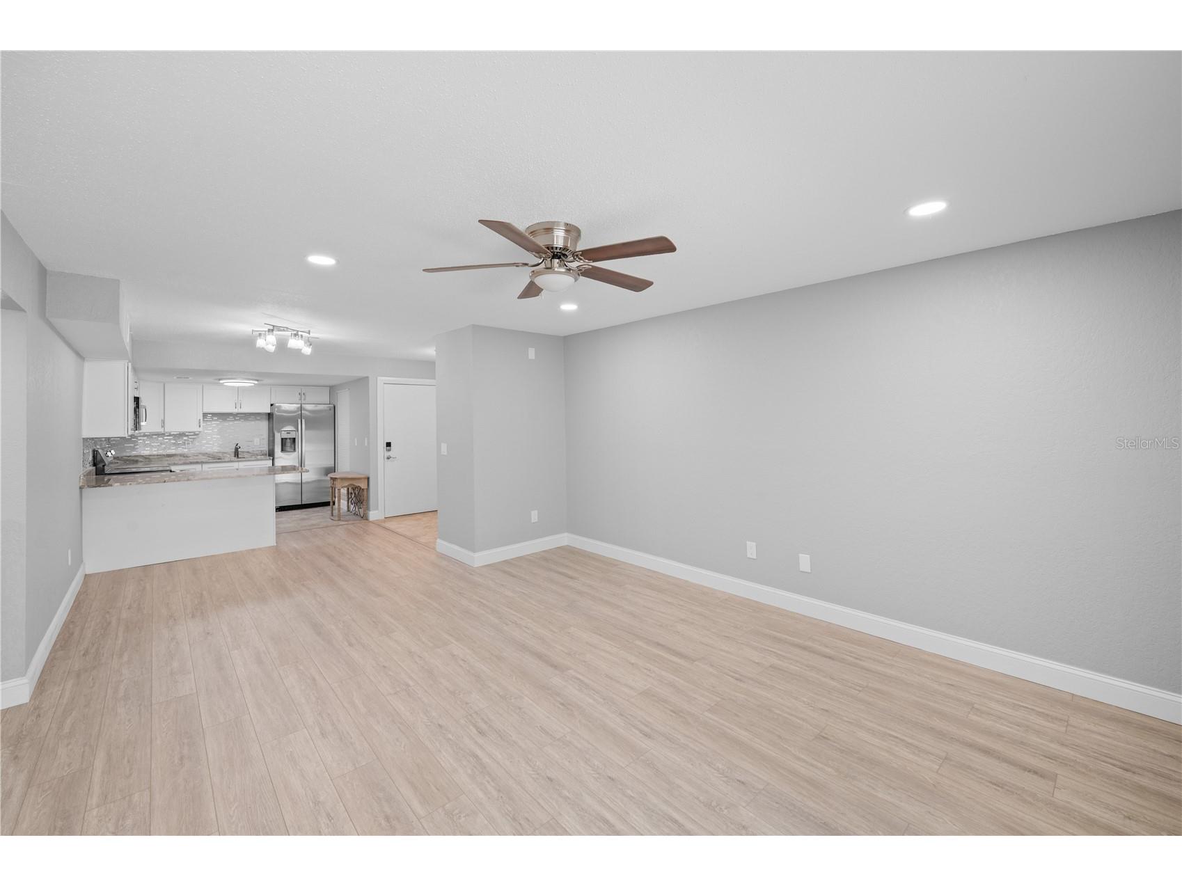 3411 Clark Road #112 Sarasota FL 34231 A4689174 image9