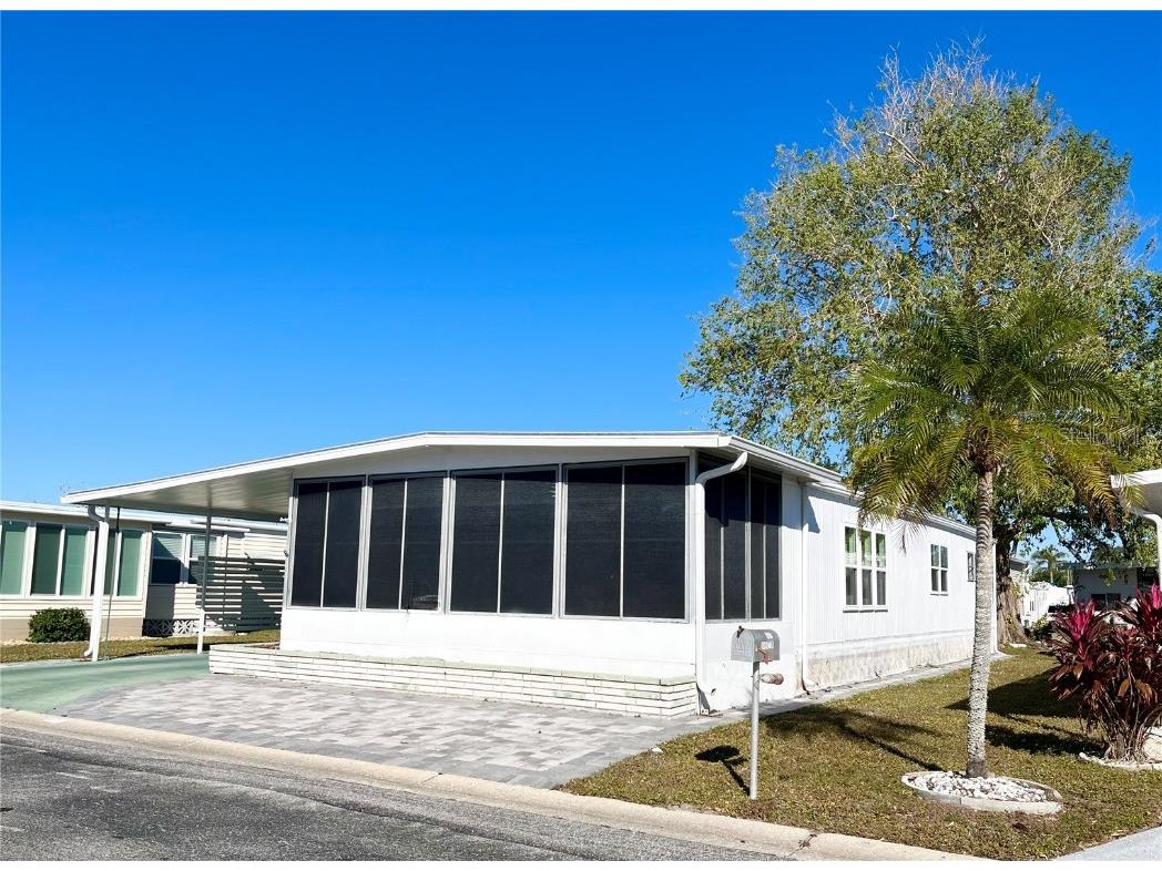 3411 Spanish Oak Terrace Sarasota FL 34237 A4635142 image1