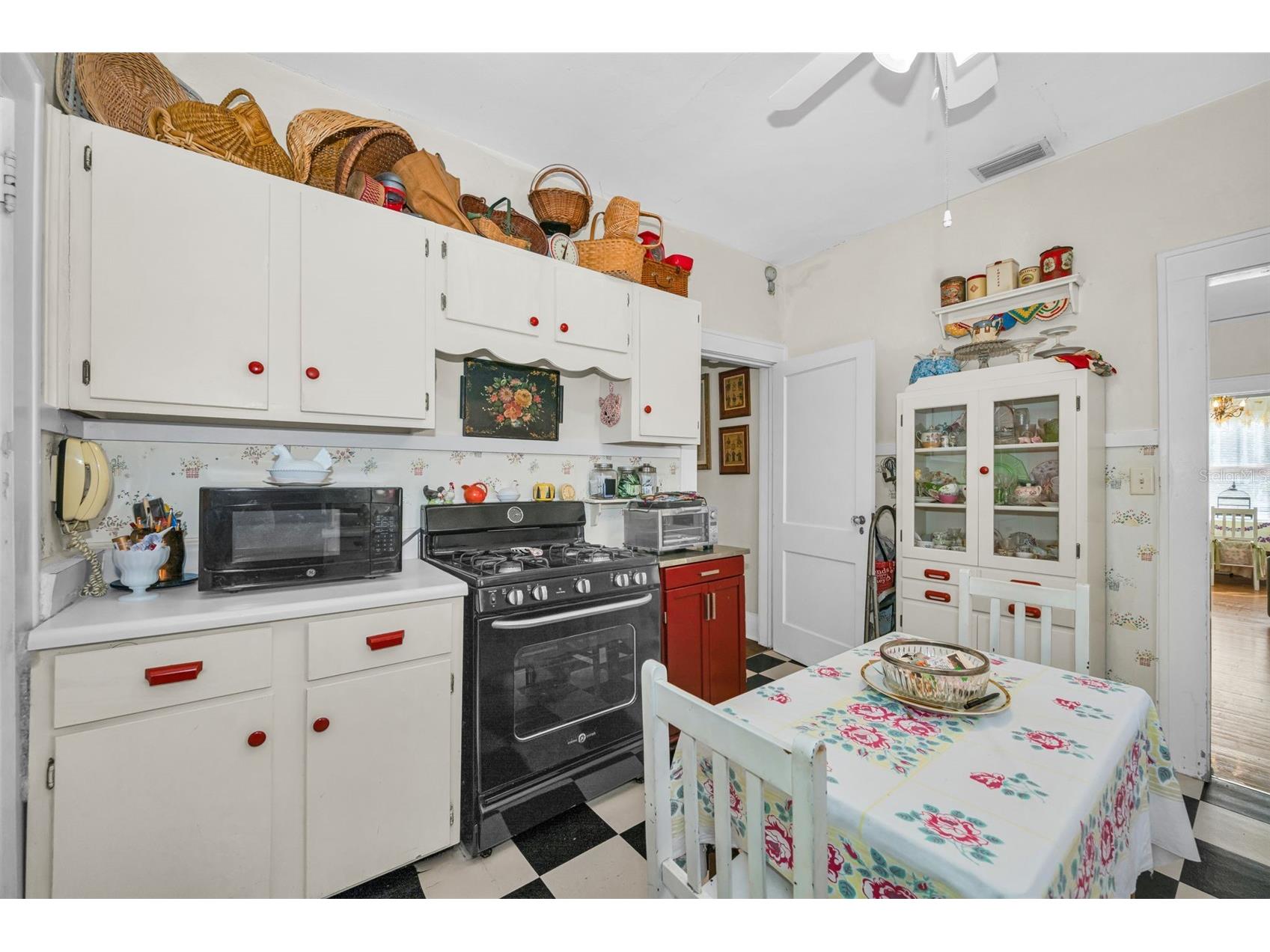 3411 W Bay Avenue Tampa FL 33611 TB8473278 image8