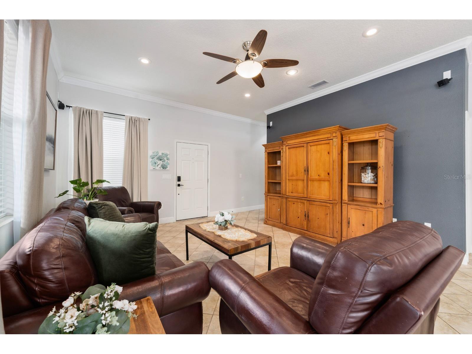 3411 W North B Street Tampa FL 33609 TB8527660 image16