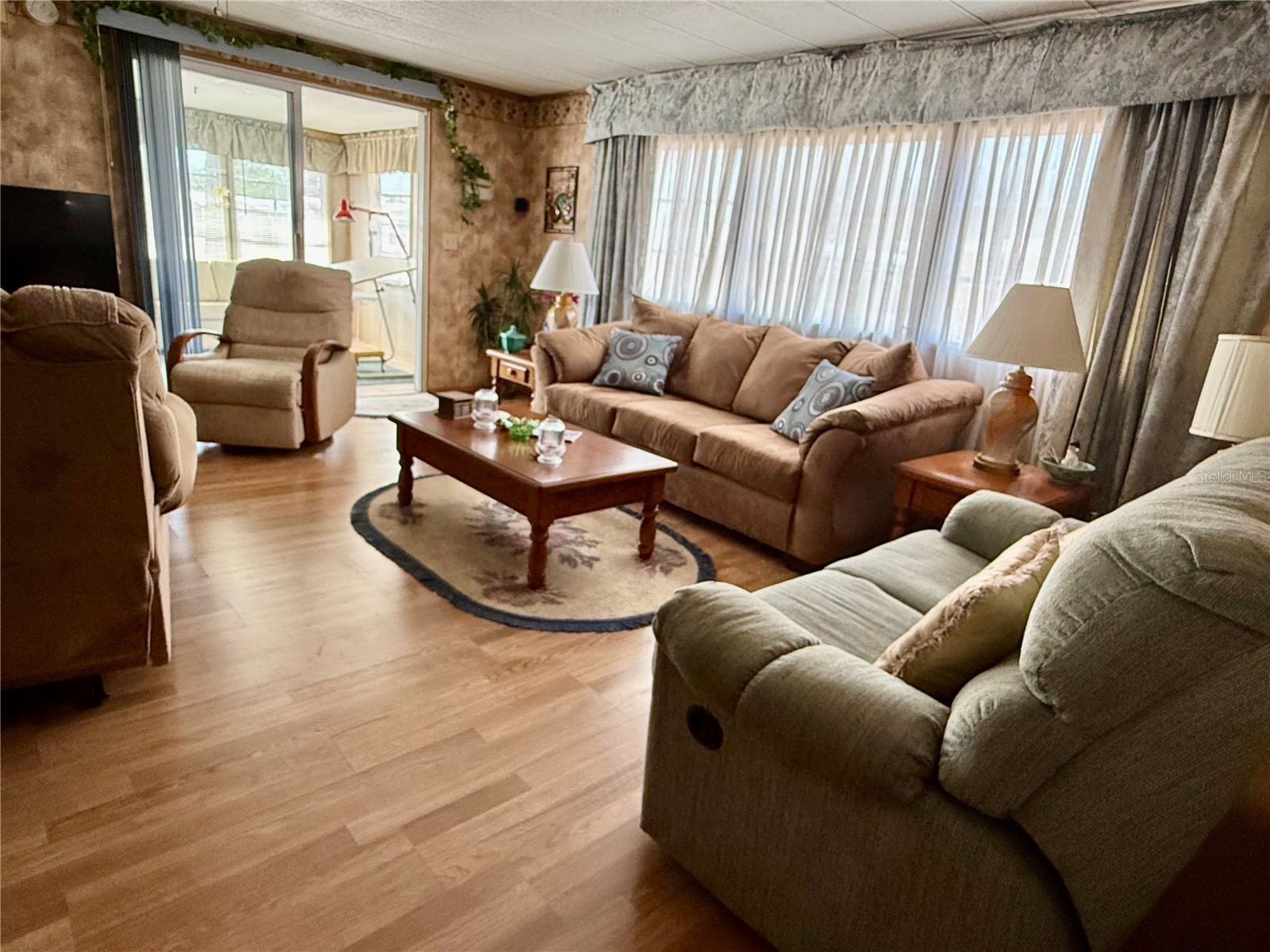 34115 Alamanda Drive N Pinellas Park FL 33781 TB8514154 image3