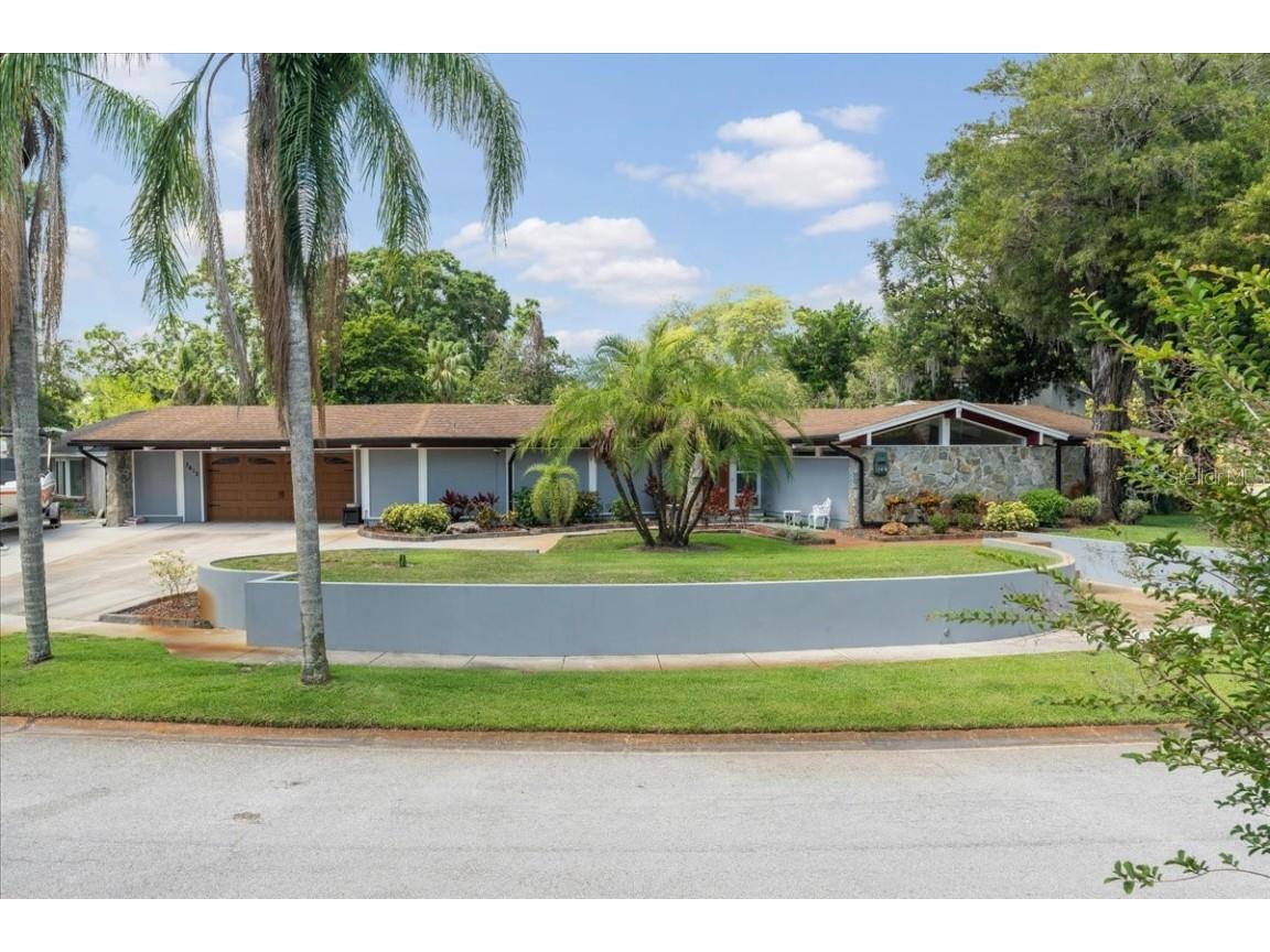 3412 Lacewood Road Tampa FL 33618 - LAKE CARROLL T3447603 image1