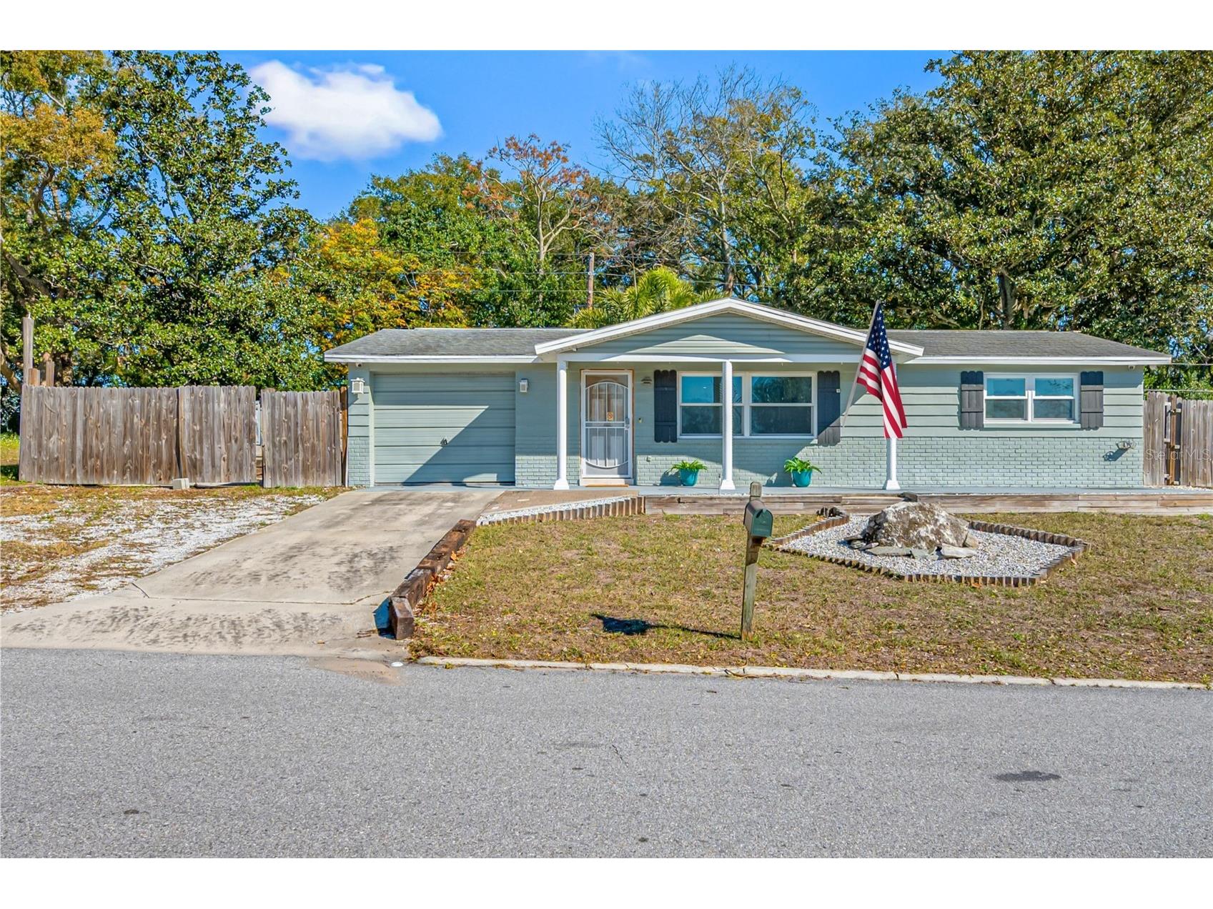 3412 Peterborough Street Holiday FL 34690 TB8470155 image1