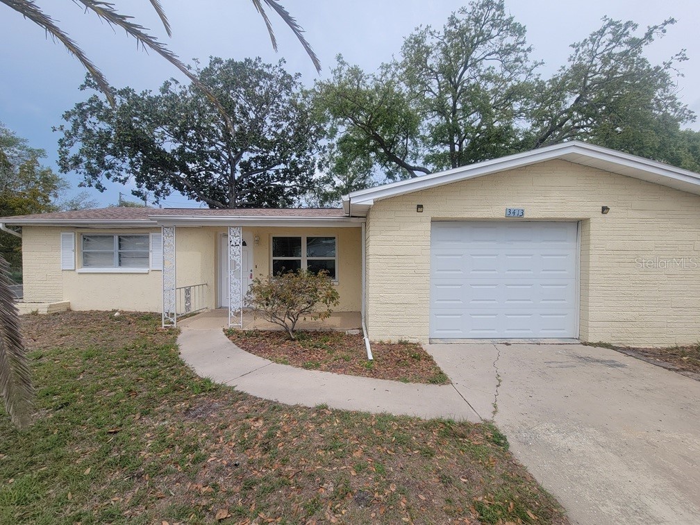 3413 Atlantis Drive NE Holiday FL 34691 W7884069 image1