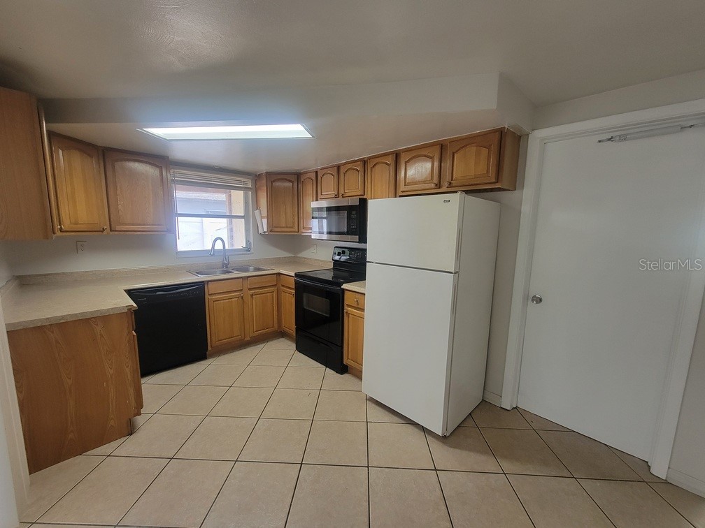 3413 Atlantis Drive NE Holiday FL 34691 W7884069 image6