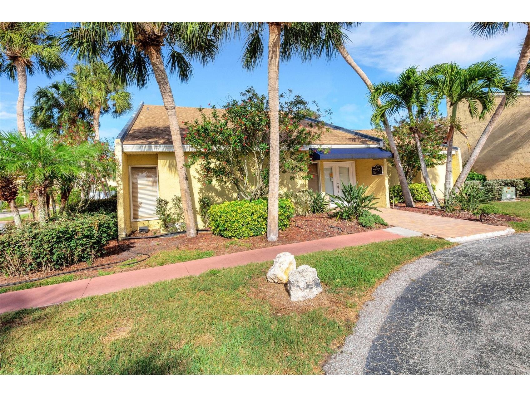 3413 Clark Rd #114 Sarasota FL 34231 A4683925 image32