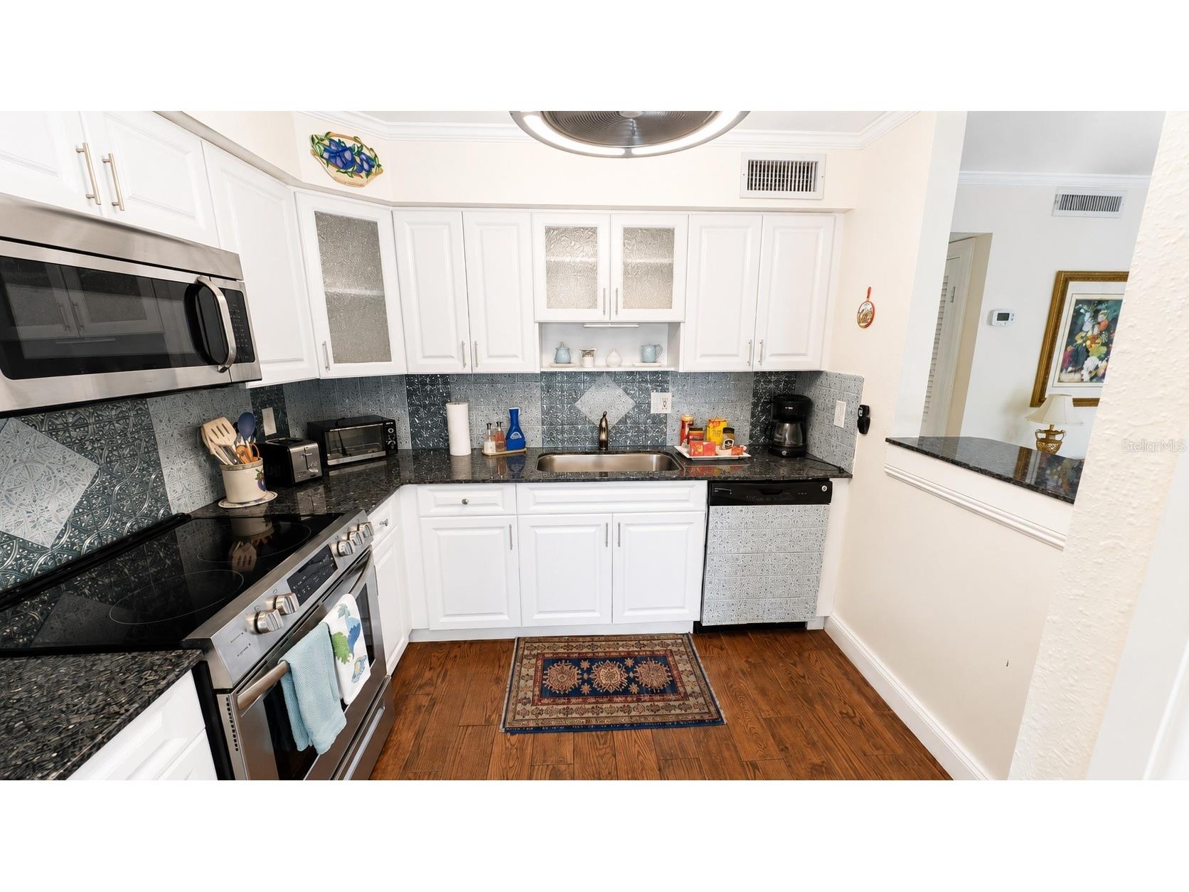 3413 Clark Road #114 Sarasota FL 34231 A4695684 image7
