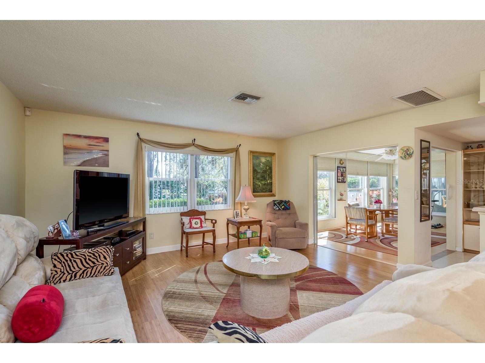 3413 Rochelle Court Clearwater FL 33761 TB8474877 image6