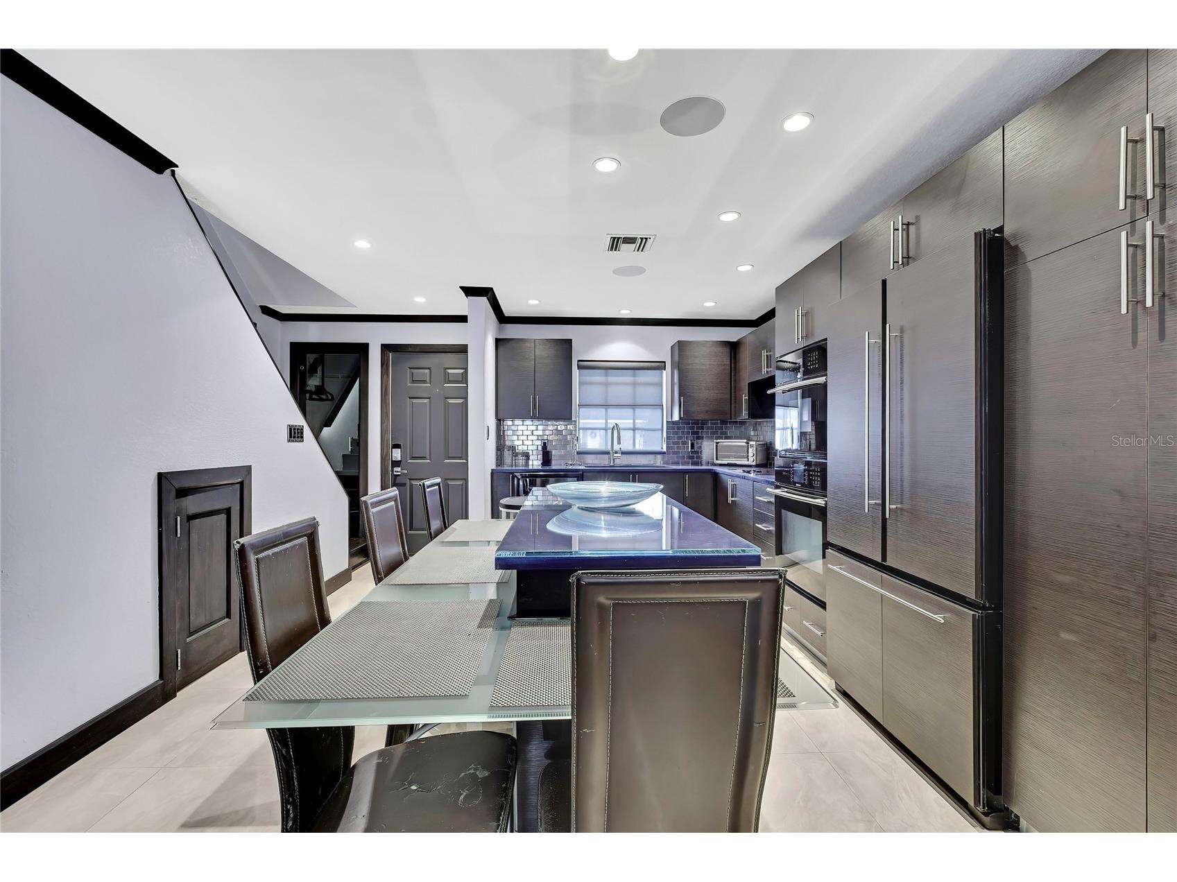 3414 Arbor Oaks Court Tampa FL 33614 TB8464847 image8