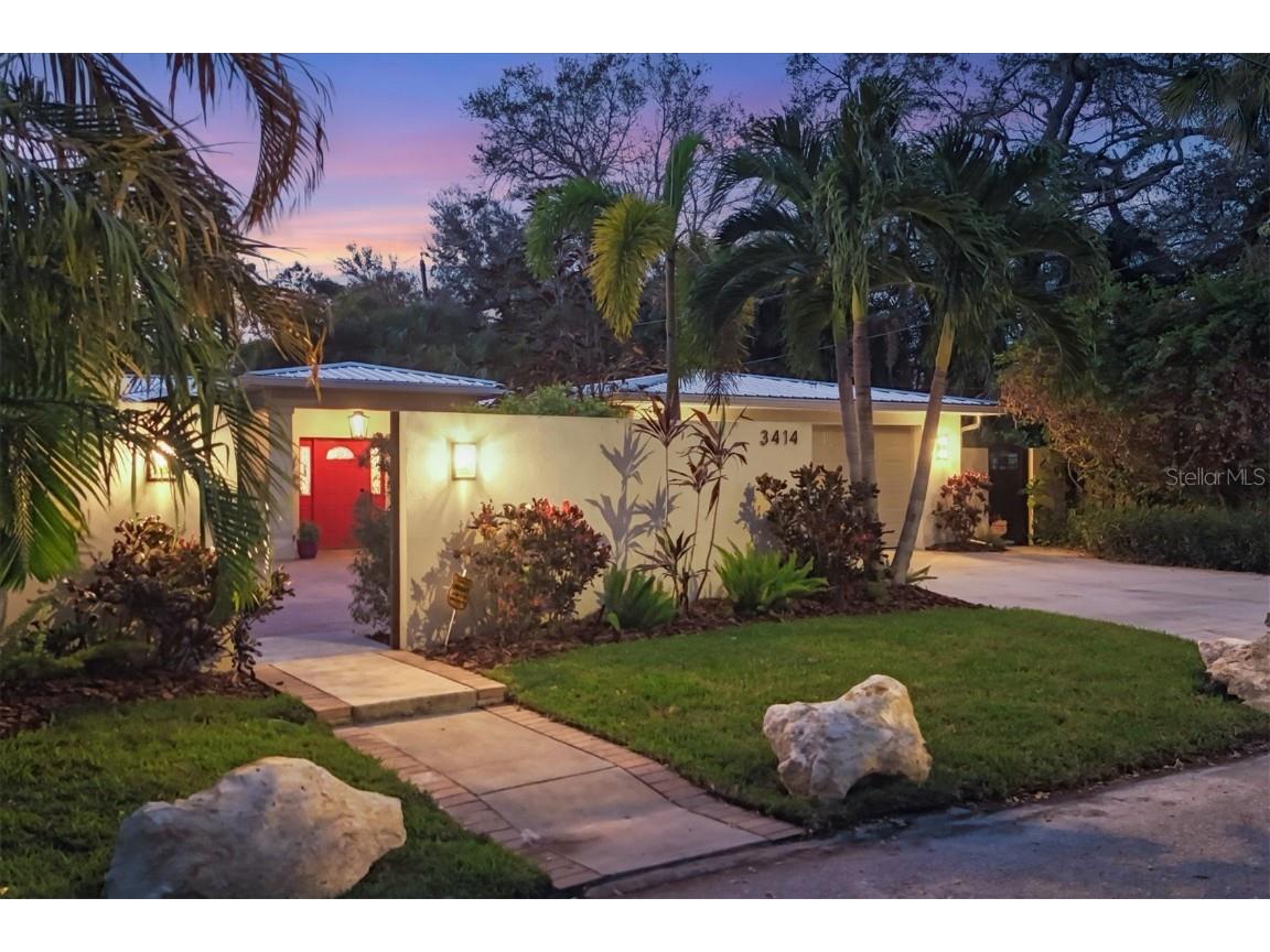 3414 Old Oak Drive Sarasota FL 34239 A4636008 image1