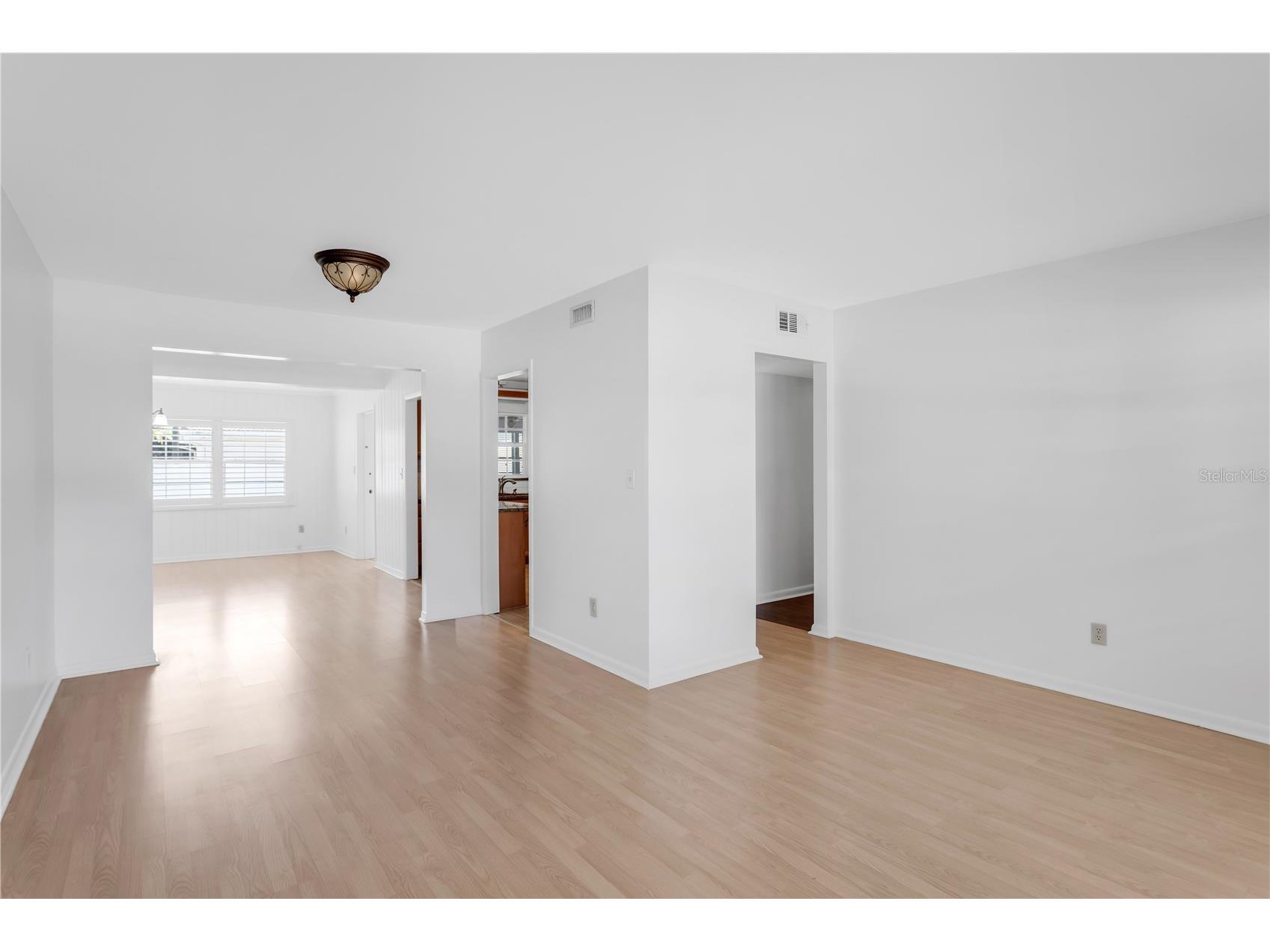 3414 W Carrington Street Tampa FL 33611 TB8475624 image5