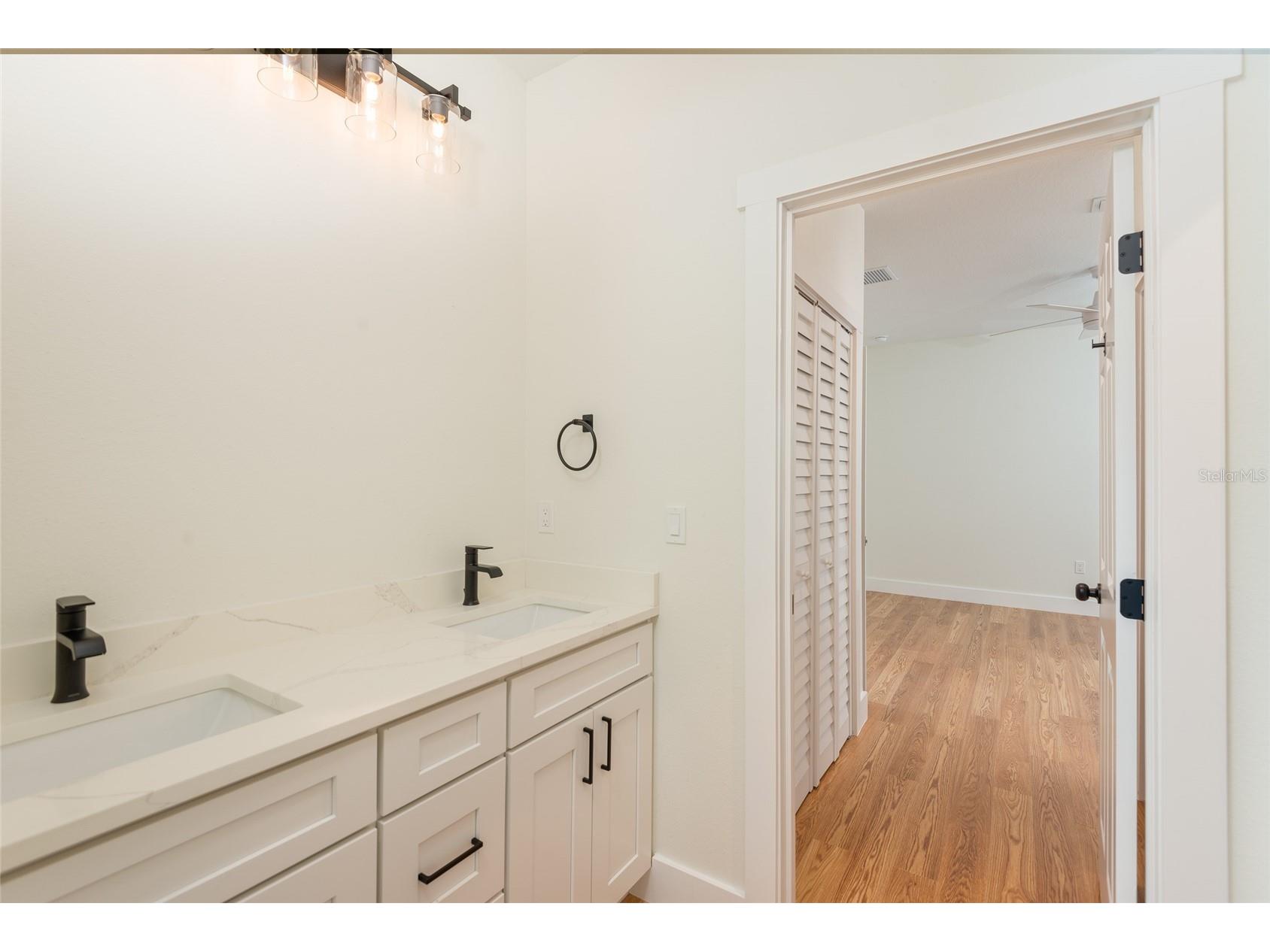 3414 W Cherokee Avenue Tampa FL 33611 TB8510541 image24