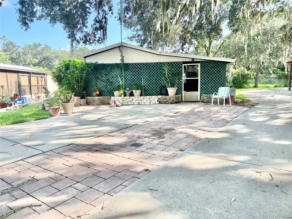 34141 Tree Lake Drive Zephyrhills FL 33543 T3454975 image1