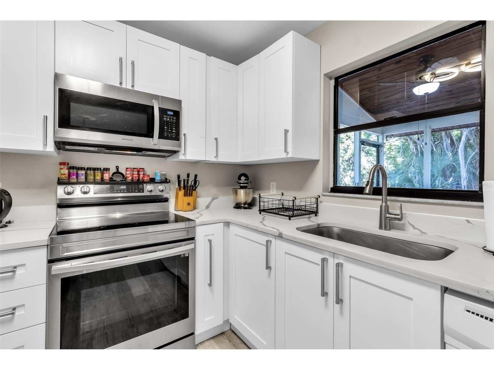 3415 51st Avenue Circle W #206 Bradenton FL 34210 A4686586 image14