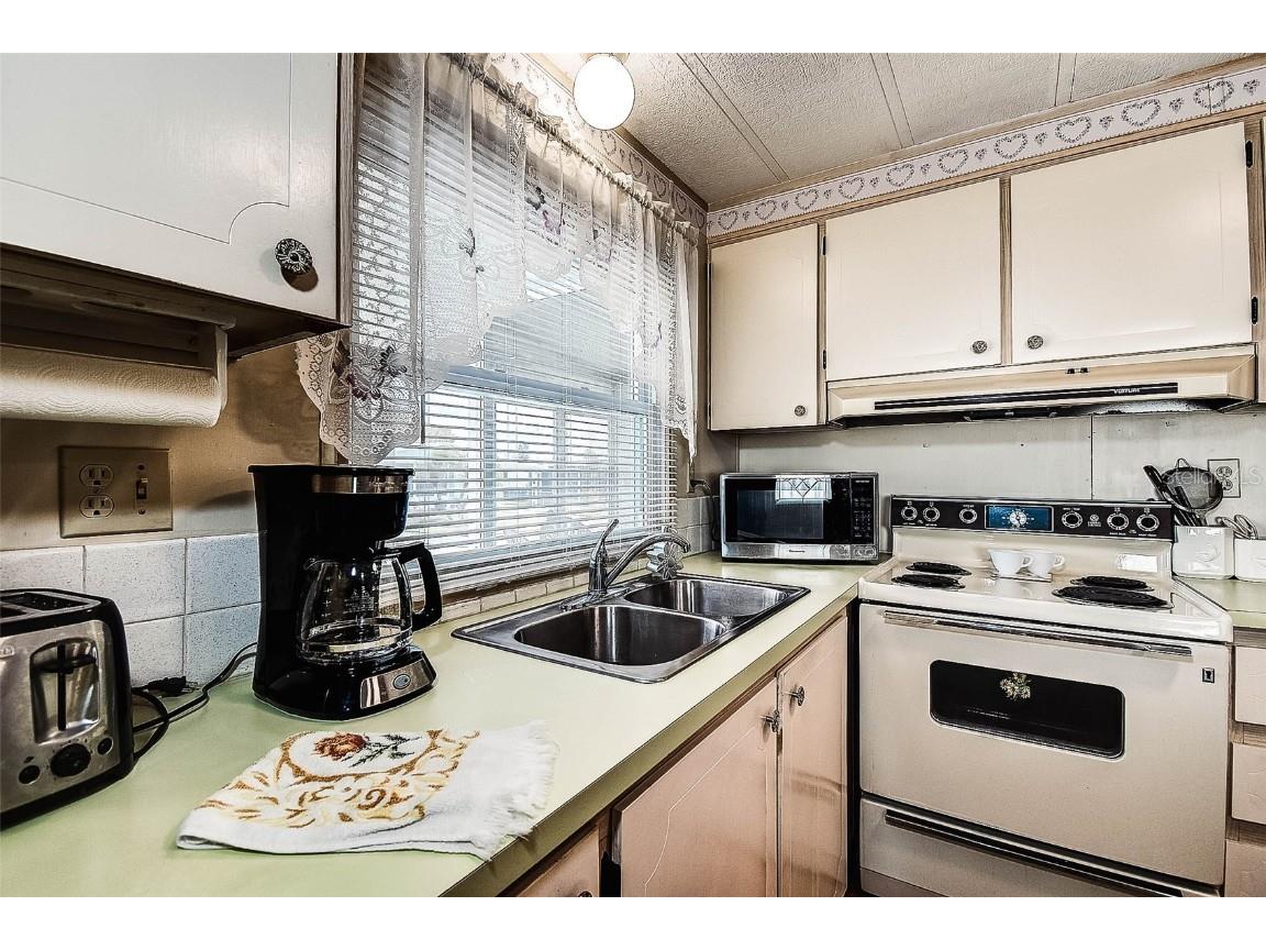 3415 Chatford Drive Holiday FL 34690 TB8436761 image12