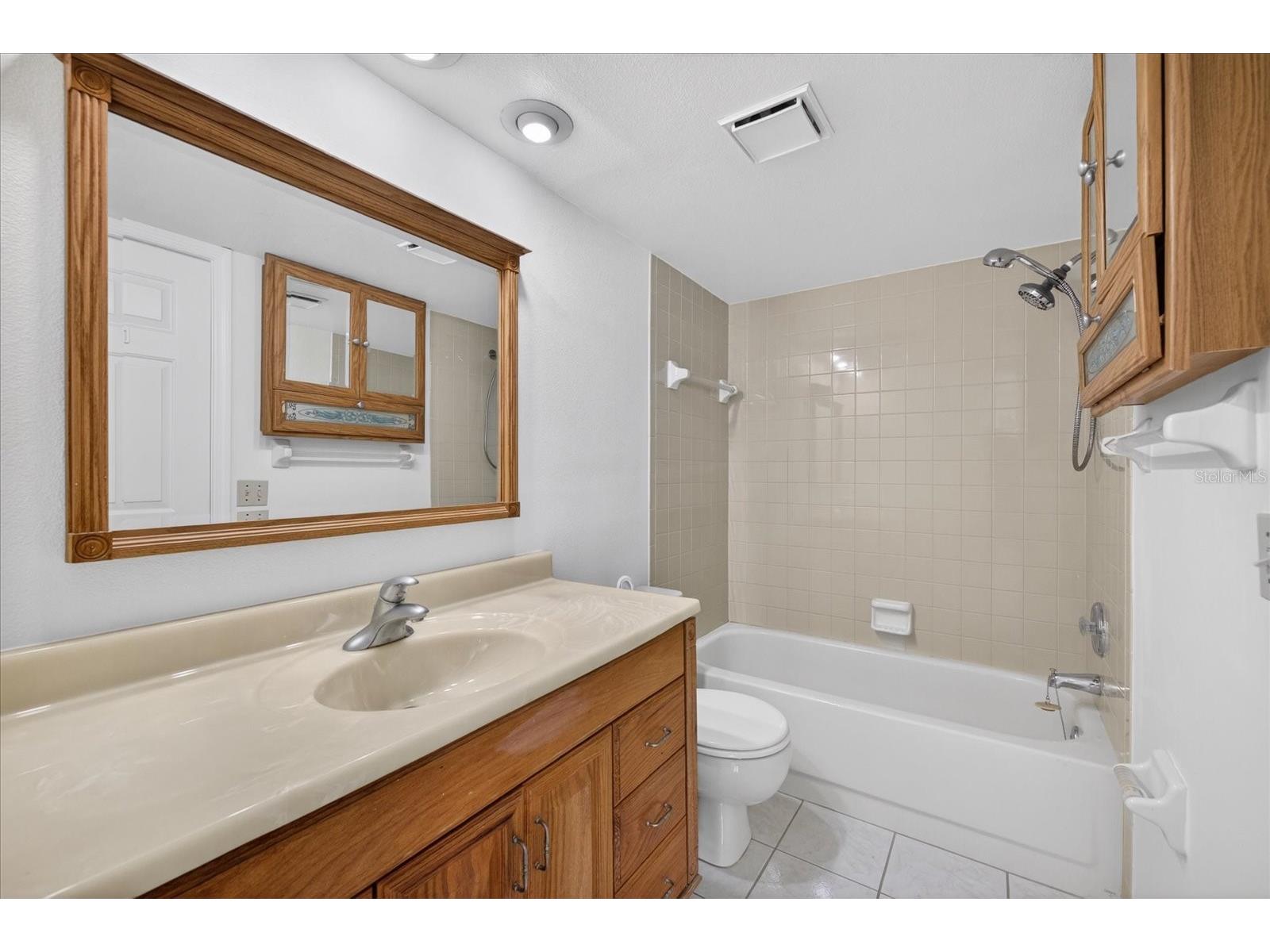3415 Claires Court New Port Richey FL 34655 TB8508895 image17