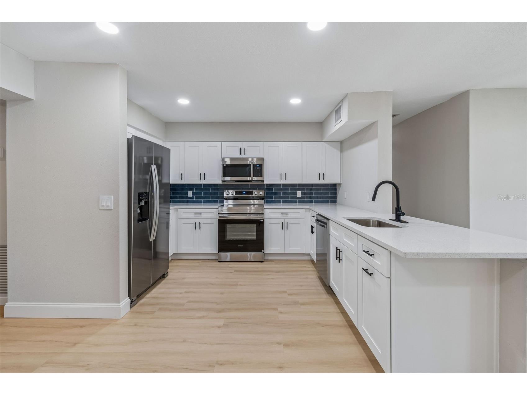 3415 E Knollwood Street Tampa FL 33610 TB8495993 image17