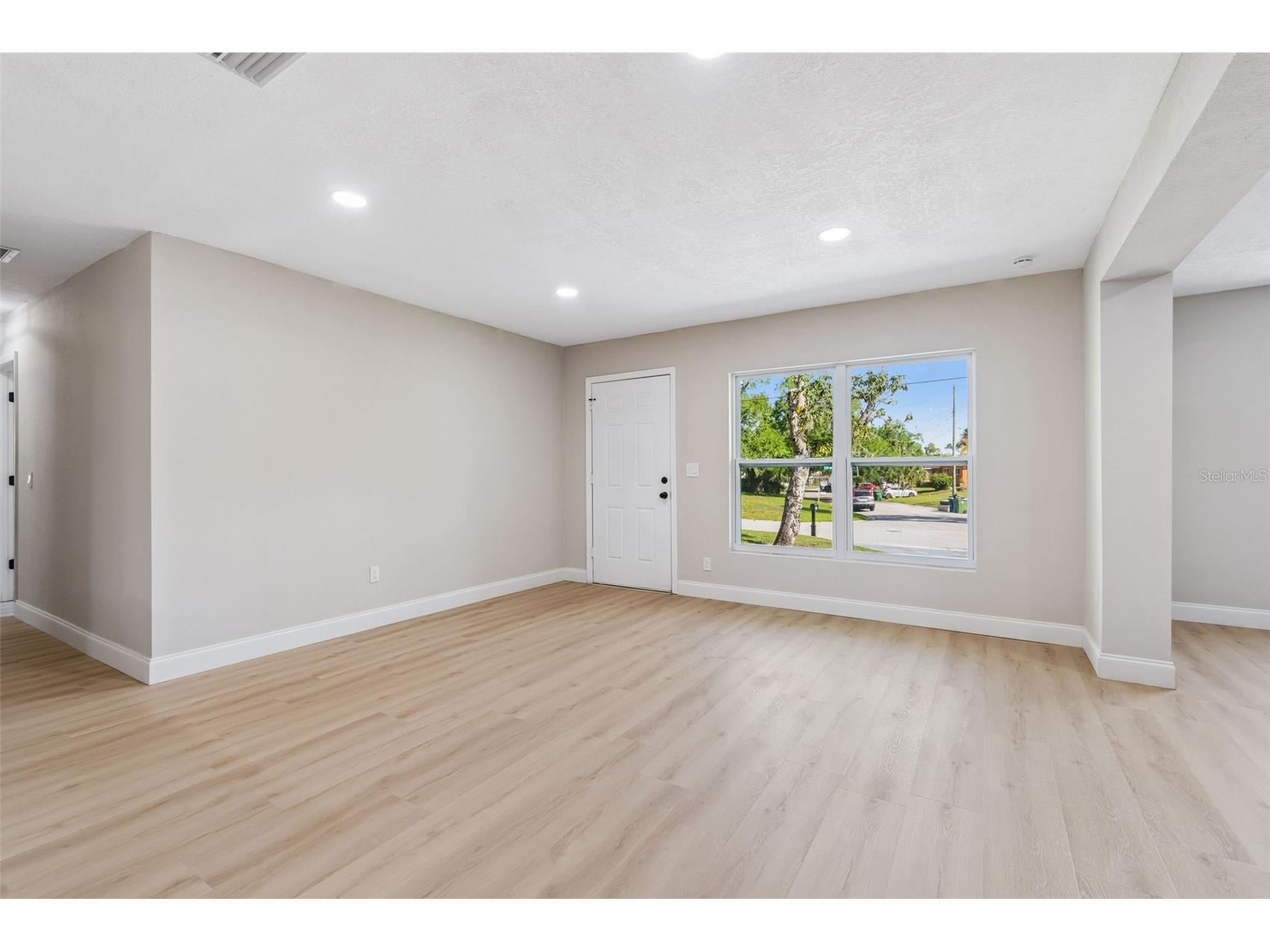 3415 E Knollwood Street Tampa FL 33610 TB8495993 image8