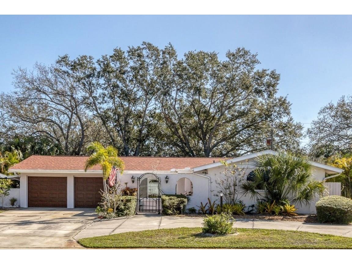 3415 Fair Oaks Place Sarasota FL 34239 A4559683 image1
