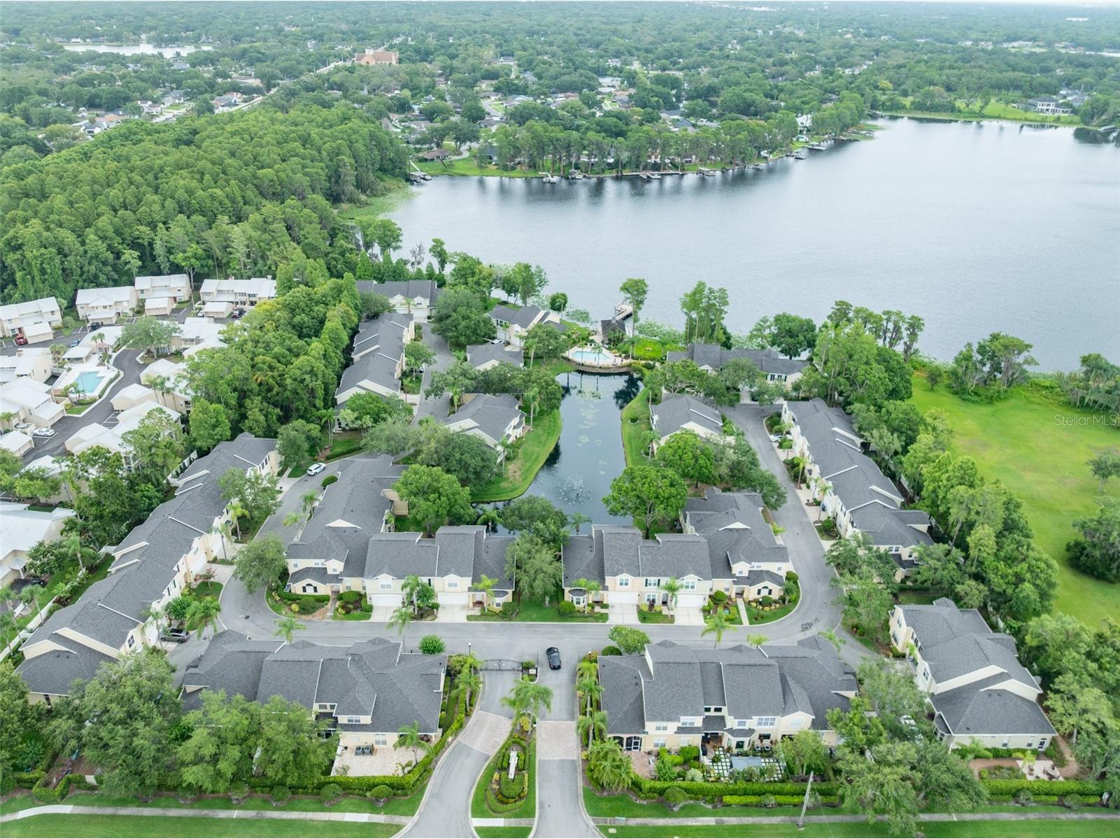 3415 Heards Ferry Drive Tampa FL 33618 TB8463609 image4