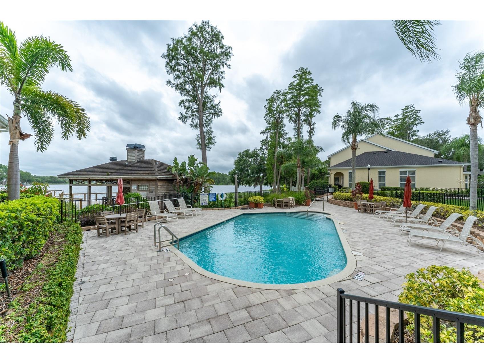 3415 Heards Ferry Drive Tampa FL 33618 TB8463609 image45