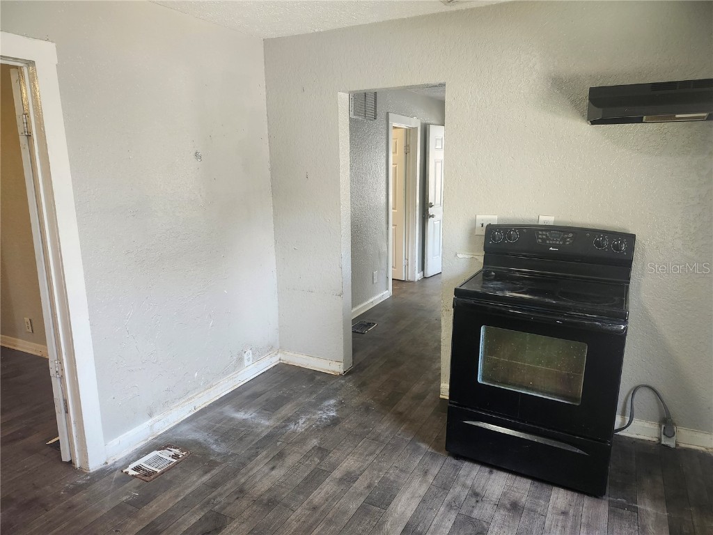 3415 N 51st Street Tampa FL 33619 W7876311 image20