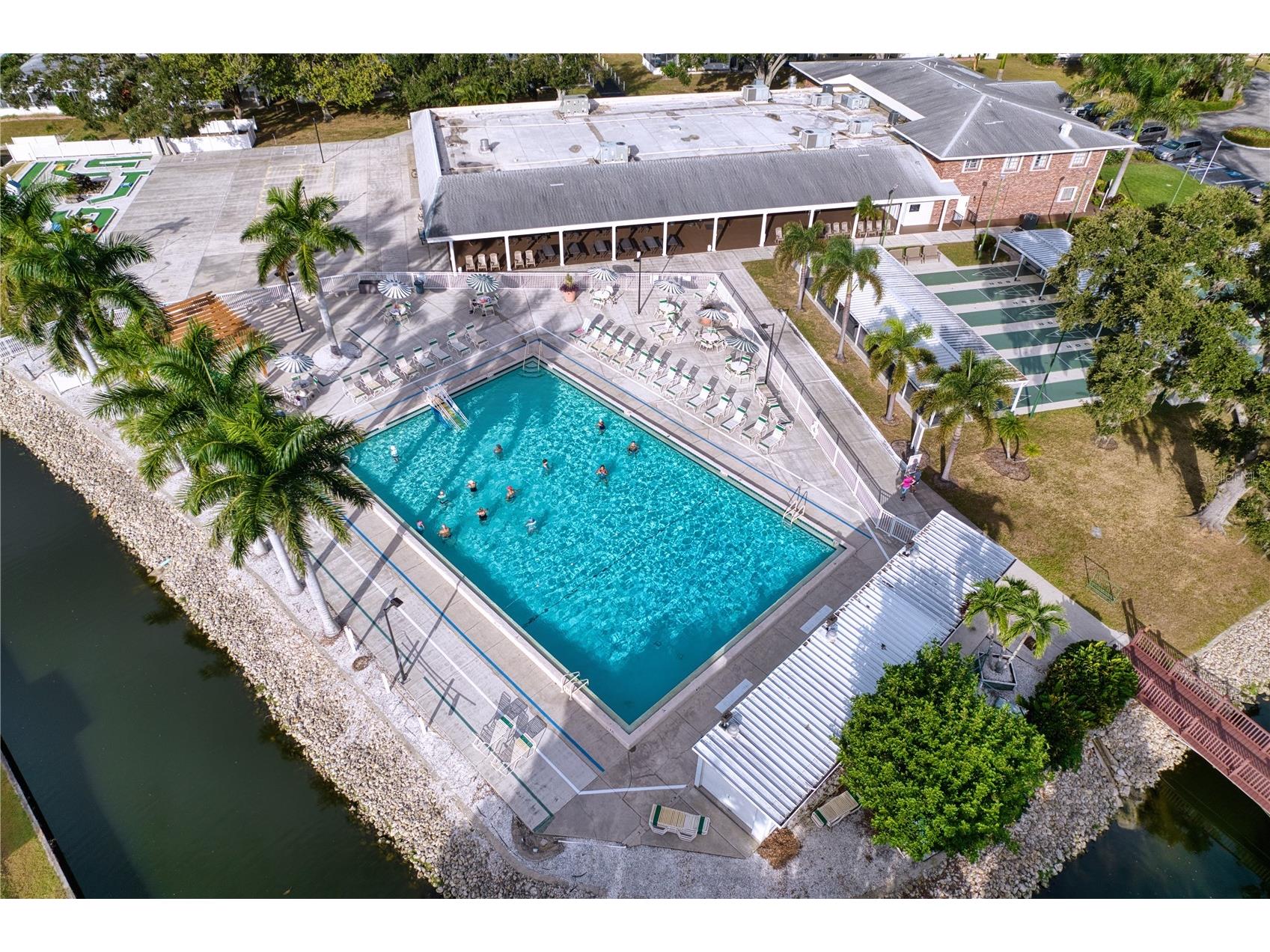 3415 Spanish Oak Terrace Sarasota FL 34237 A4690948 image32