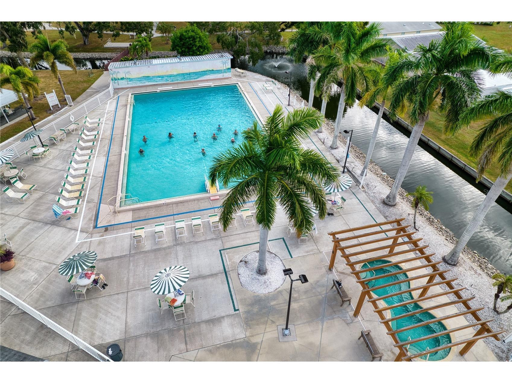 3415 Spanish Oak Terrace Sarasota FL 34237 A4690948 image33
