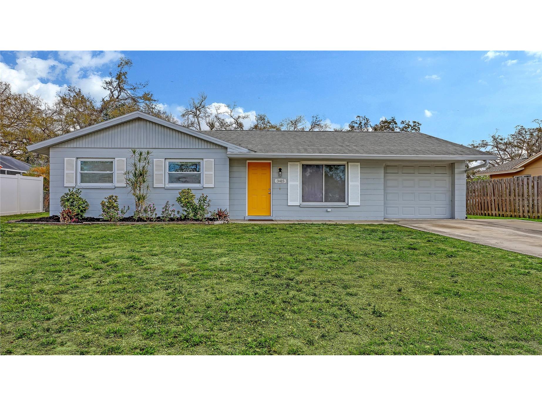 3415 Woodmont Drive Sarasota FL 34232 A4684870 image1