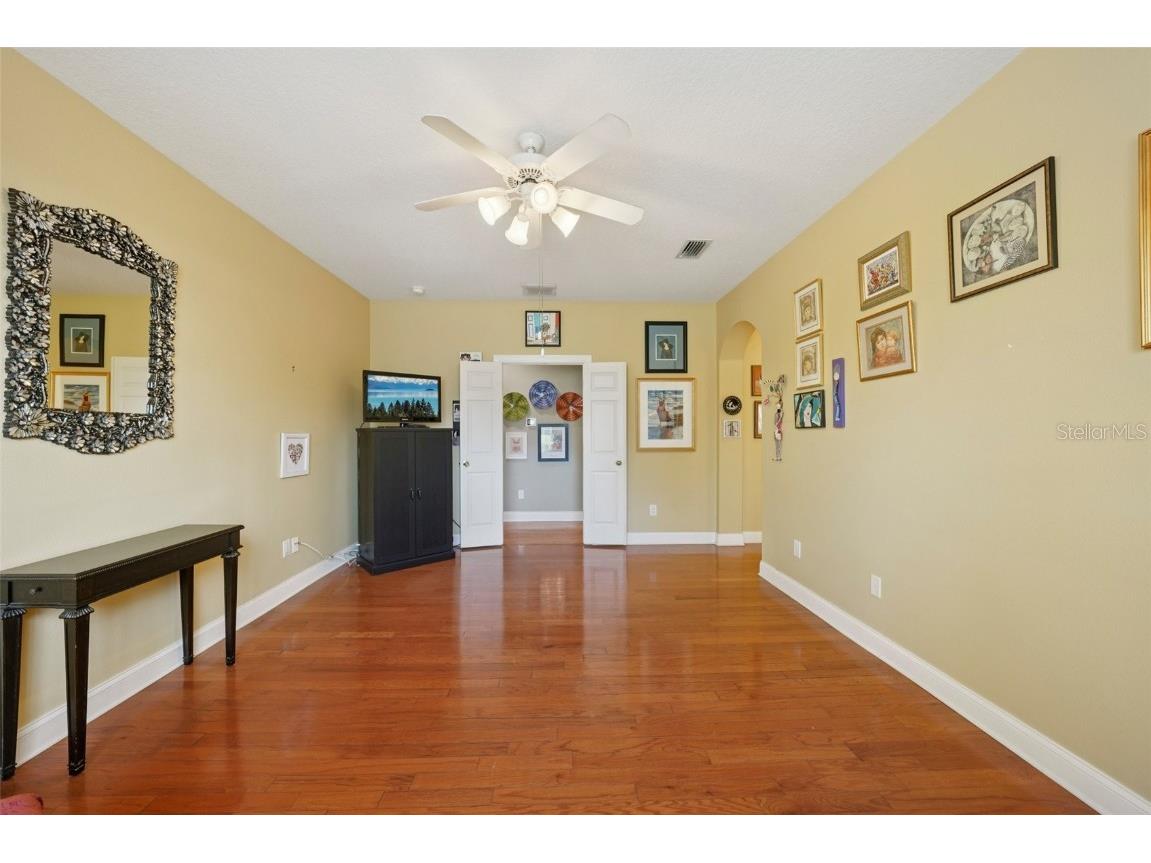 3416 Heards Ferry Drive Tampa FL 33618 TB8414643 image20