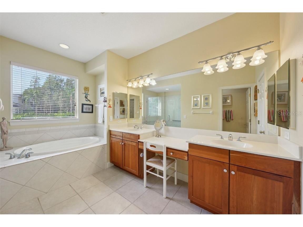 3416 Heards Ferry Drive Tampa FL 33618 TB8414643 image22