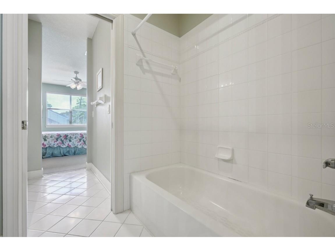 3416 Heards Ferry Drive Tampa FL 33618 TB8414643 image41