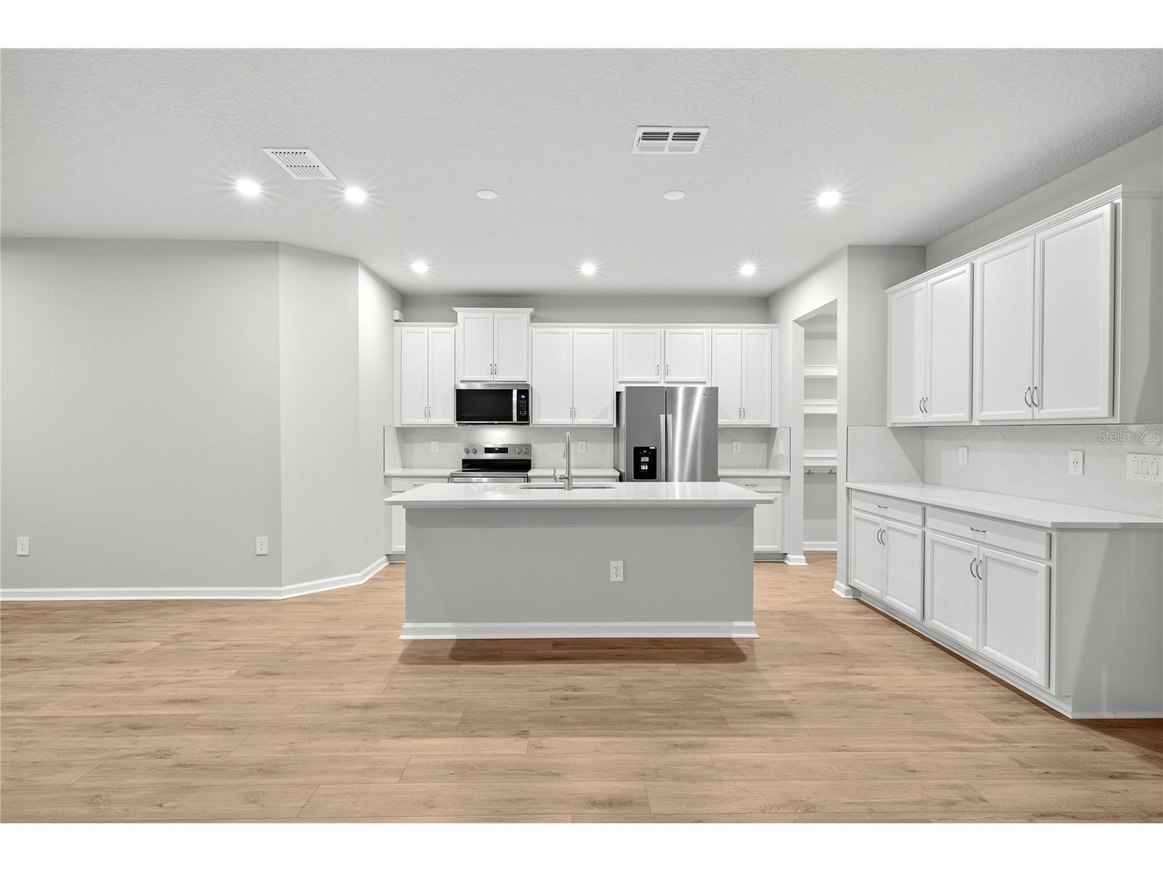 3416 Timber Crossing Avenue Brandon FL 33511 TB8414253 image6