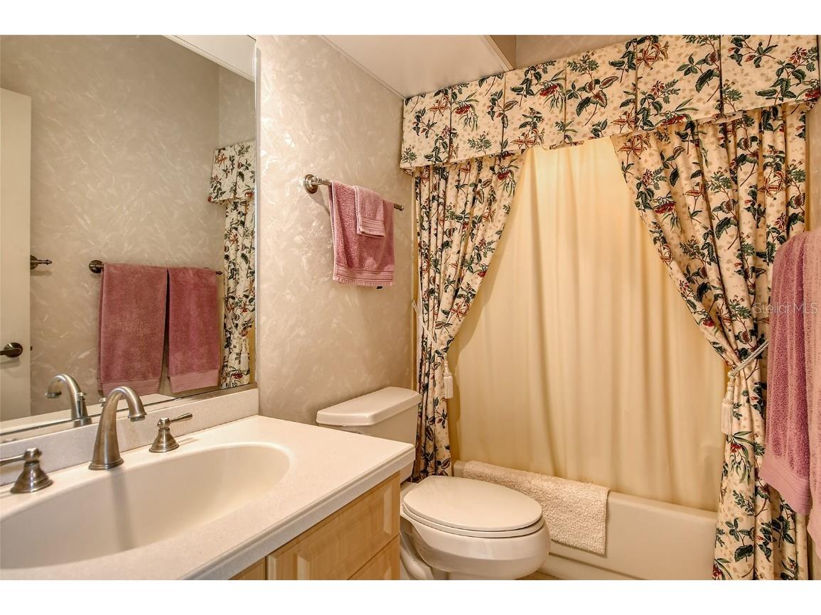 3416 W Chelmsford Court #2 Sarasota FL 34235 A4634668 image35