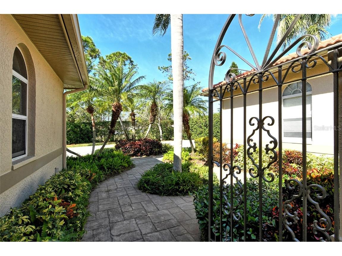 3416 W Chelmsford Court #2 Sarasota FL 34235 A4634668 image6