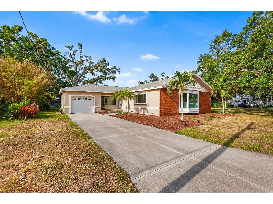 3417 1st Avenue W Bradenton FL 34205 TB8384622 image1