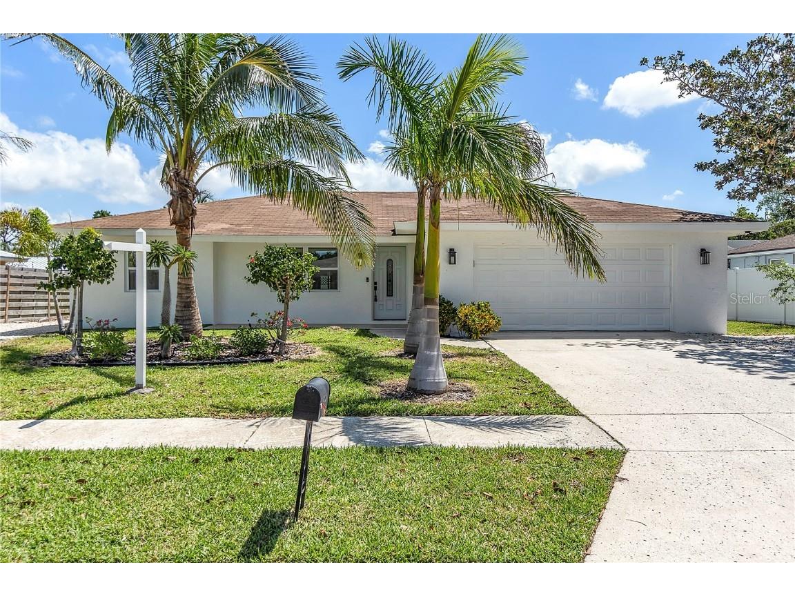 3417 50th Street W Bradenton FL 34209 A4648737 image1