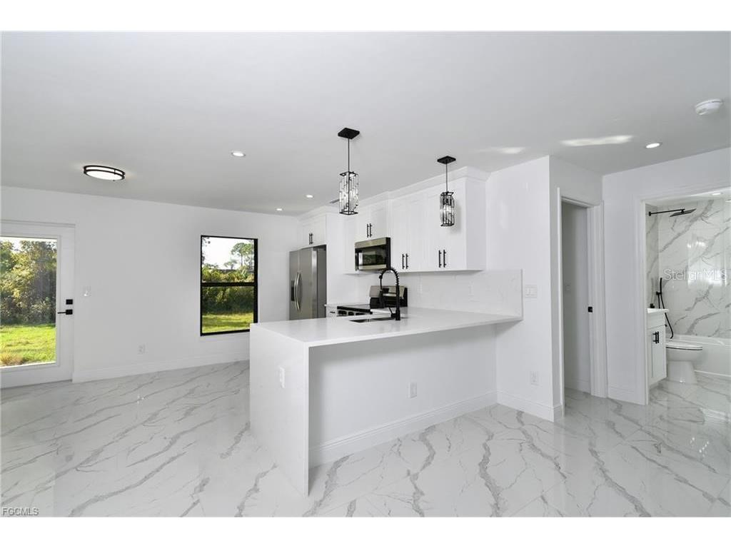 3417 57th Street W Lehigh Acres FL 33971 C7519450 image6