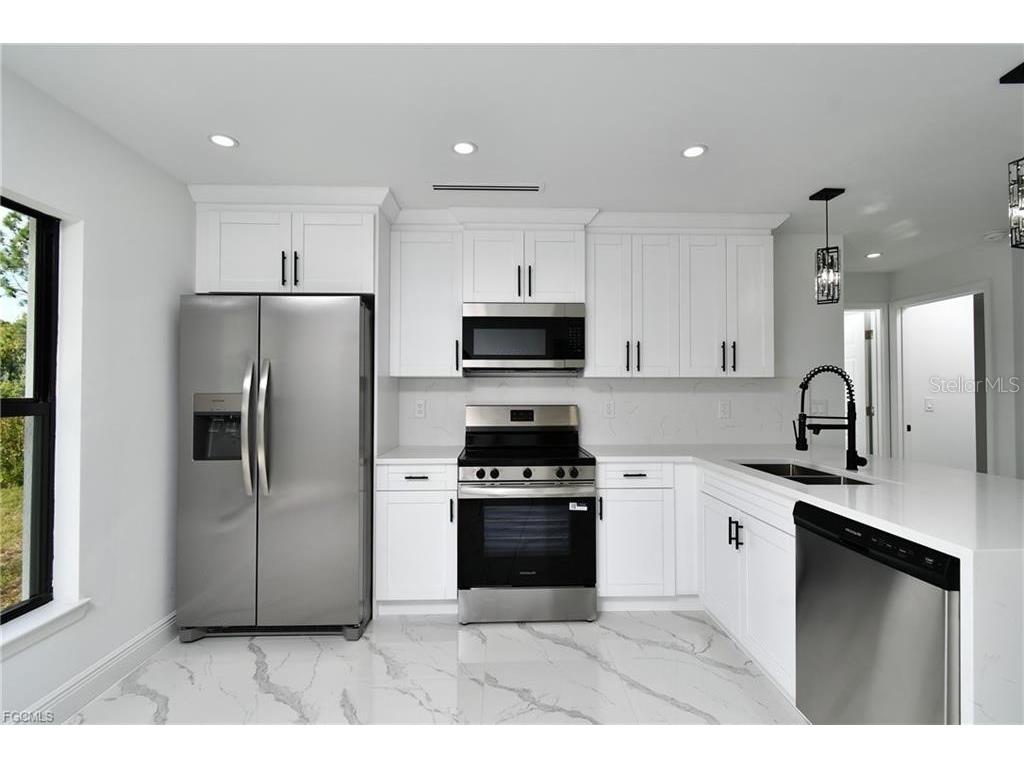 3417 57th Street W Lehigh Acres FL 33971 C7519450 image8