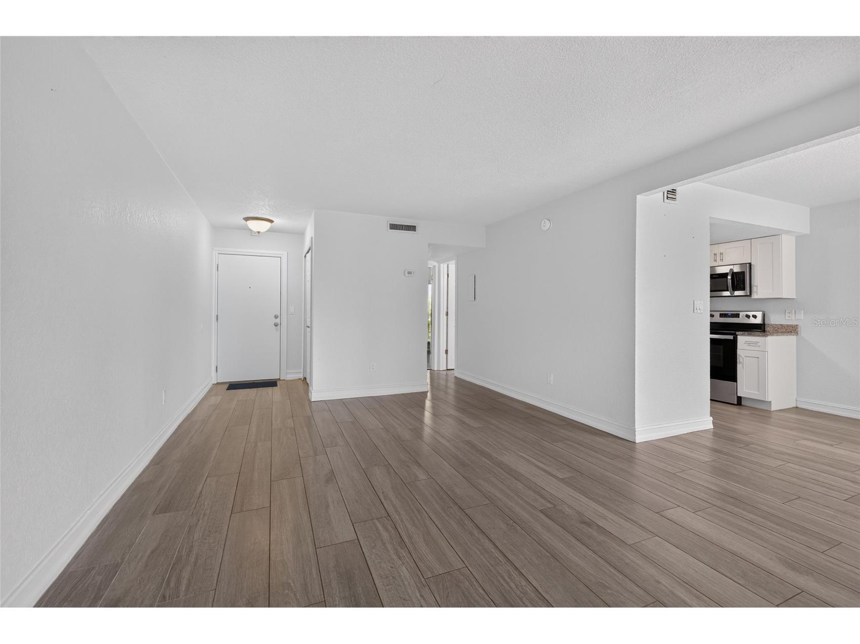 3417 Clark Road #117 Sarasota FL 34231 A4698715 image9